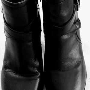 Anne Klein Black Ankle Booties